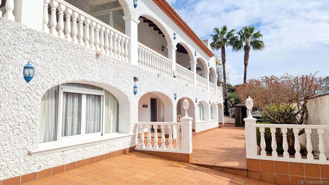 Villa For Sale With 2 Pools In Alicante, Valencian Community, Spain For