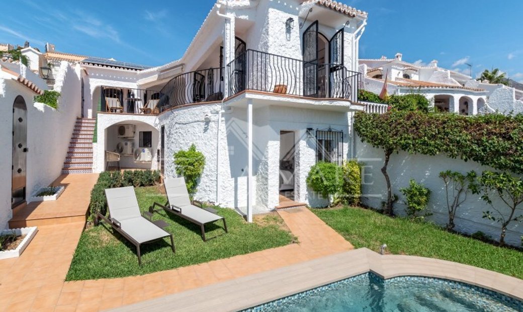 Exclusive Villa With Sea Views And Private Pool In In Nerja, Andalusia