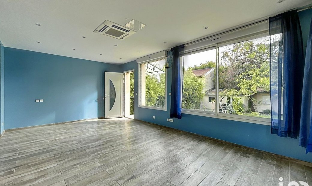 Vente Maison/Villa 9 Pièces In Aulnay Sous Bois, île De France, France