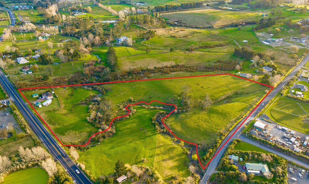 Two Homes On Over 12 Acres Of Land In Dairy Flat, Auckland, New Zealand