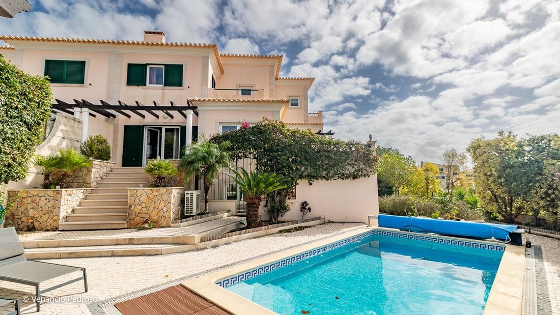 House 5 Bedrooms Ericeira 2 Km, A Casa Das In Ericeira, Lisbon