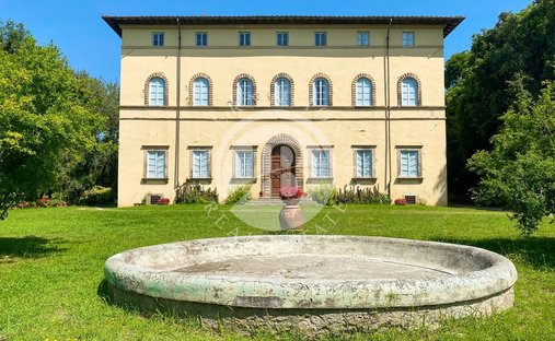 Villa in Historic Center, Lucca, Tuscany 1