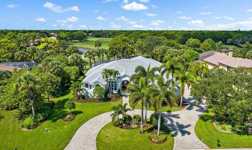 Meticulously Renovated Home In Willoughby In Stuart, Florida, United