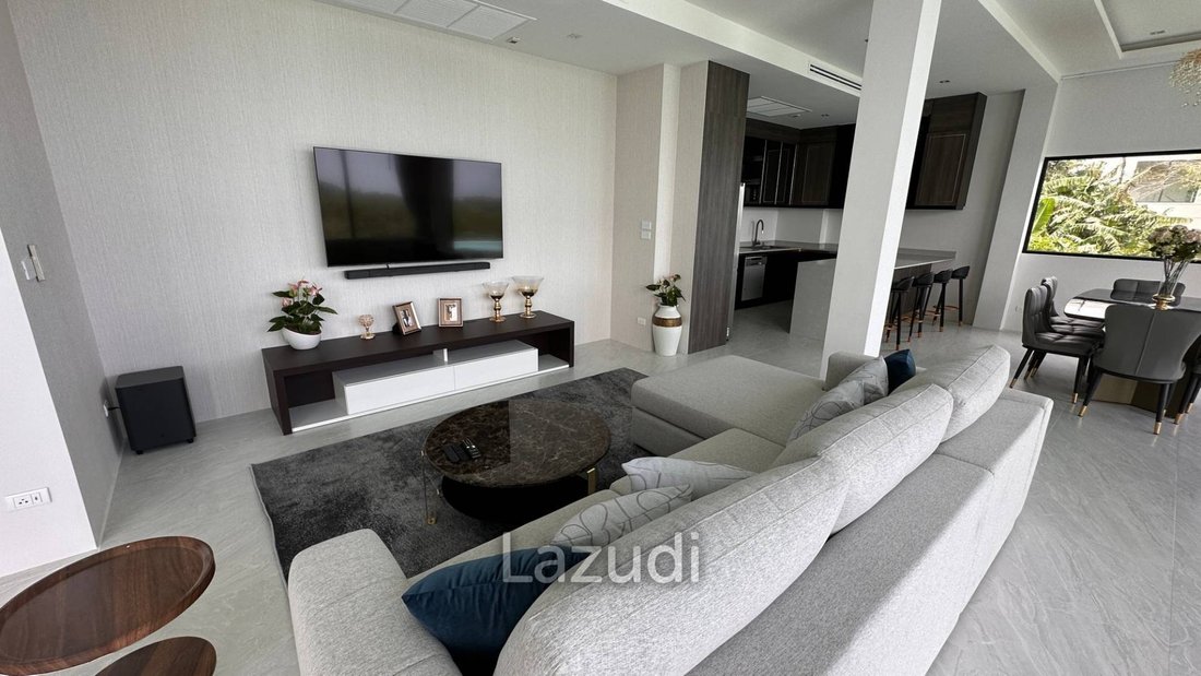 Villa in Choeng Thale, Phuket, Thailand 3 - 13400024