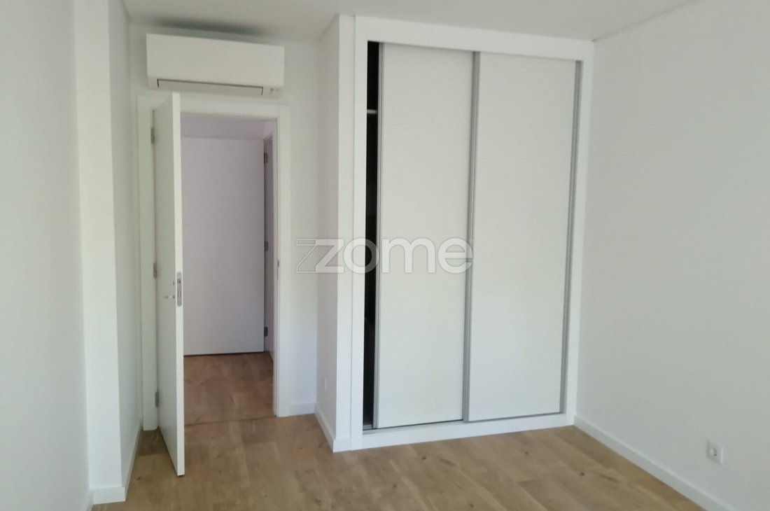 Setúbal Apartment In Setúbal Municipality, Setubal, Portugal For Sale (13398528)