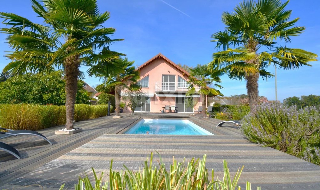 Exceptionnel, Maison Avec Piscine In Entrelacs, Auvergne Rhône Alpes