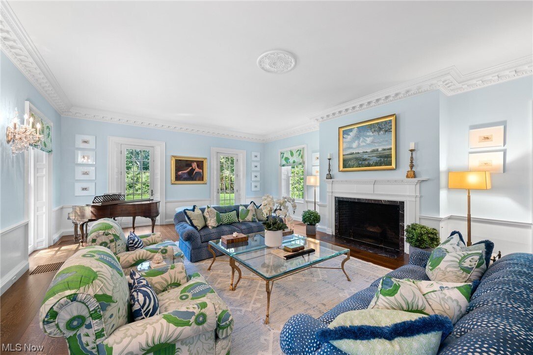 Iconic Manor In Novelty, Ohio, United States For Sale (13297461)