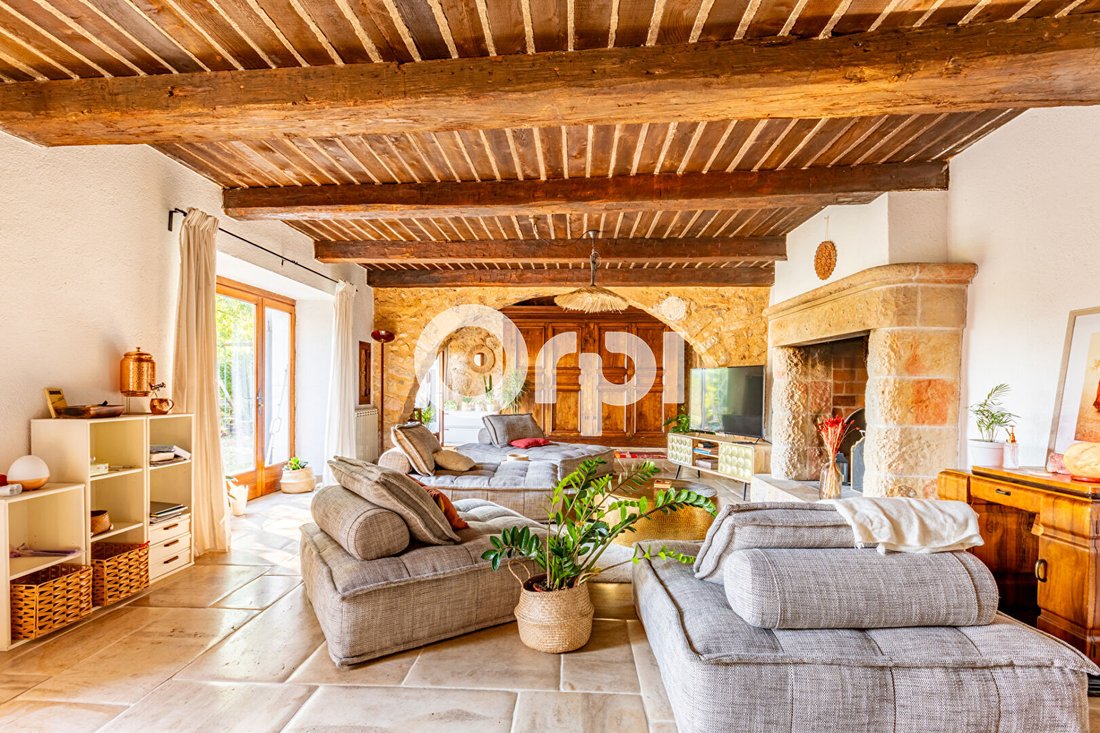 House in France 4 - 13400396