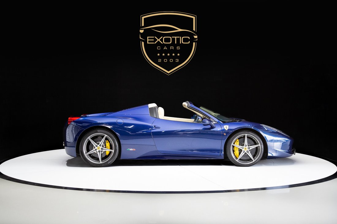 Cabriolet in Dubai, Dubai, United Arab Emirates 3 - 13401105