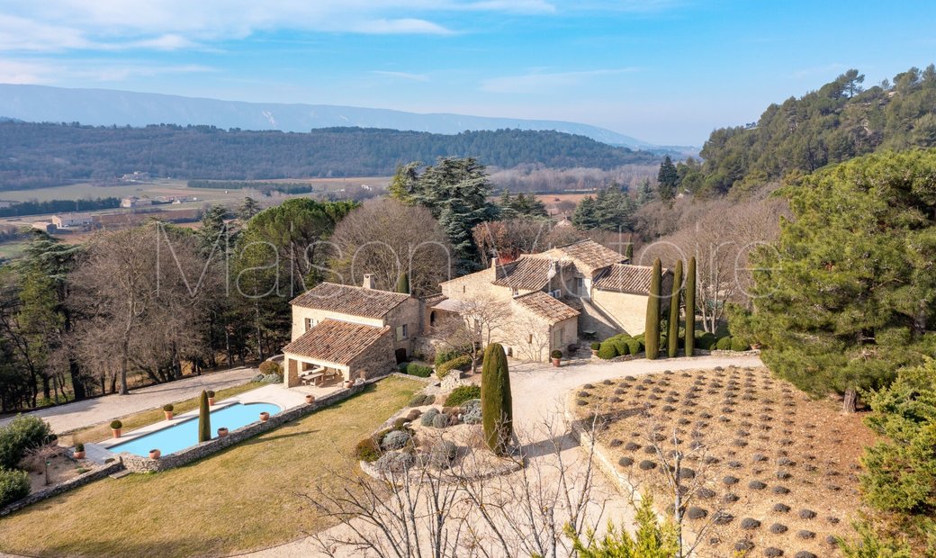 Stunning Goult Farmhouse With In Goult, Provence Alpes Côte D'azur