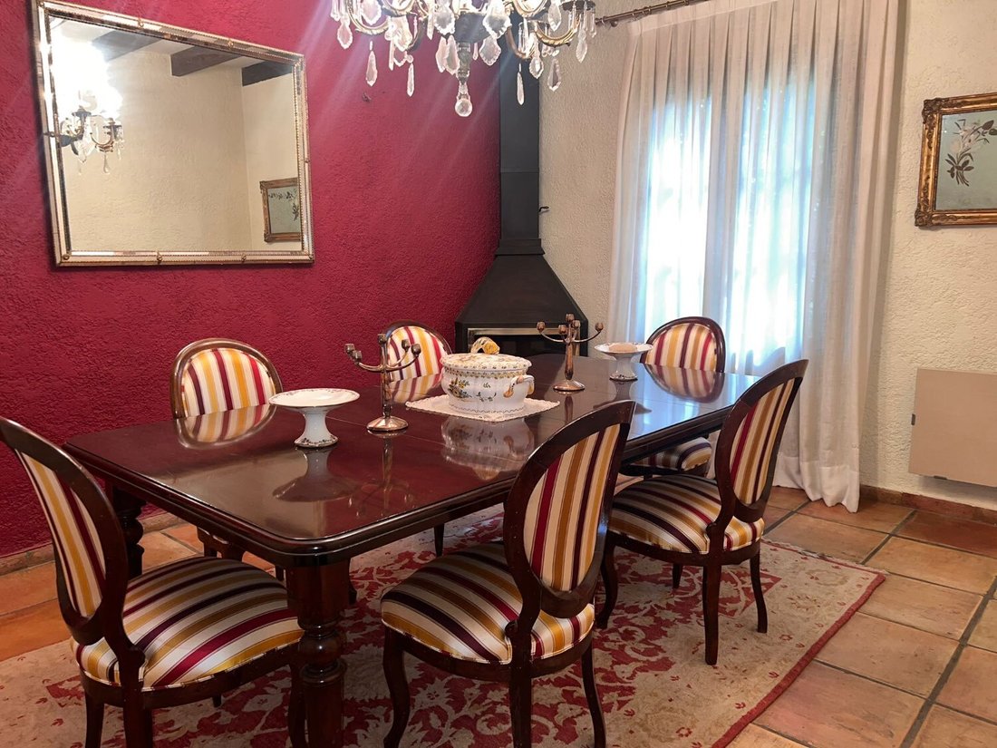 Chiva Chalet In Chiva, Valencian Community, Spain For Sale (13404662)