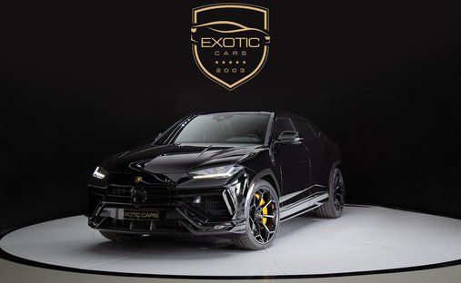 Lamborghini Urus Black & Gold! 😮