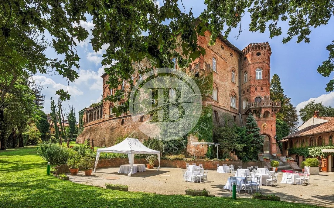 The Queen’s Whisper: A 14th-Century Royal Castle in Piedmont’s Golden Hills