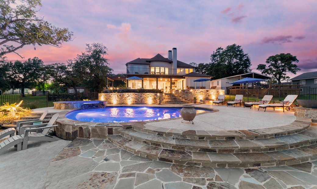 Stunning, Custom Lakefront Home In Gun Barrel City, Texas, United