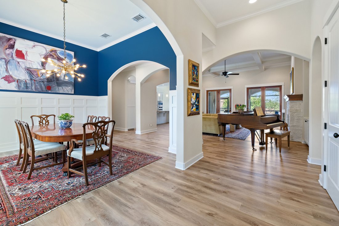 Unparalleled Living In Lakeway In Bee Cave, Texas, United States For