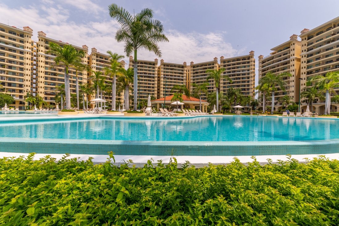 Ocean View Penthouse In Bay View Grand In Puerto Vallarta, Jalisco