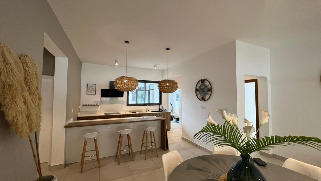 Apartment in Grand Baie, Pamplemousses District, Mauritius 2 - 13402566
