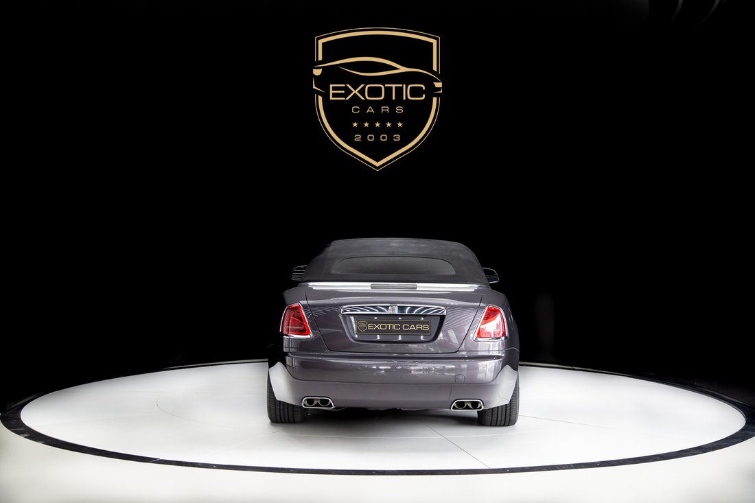 Cabriolet in Dubai, Dubai, United Arab Emirates 2 - 13408189