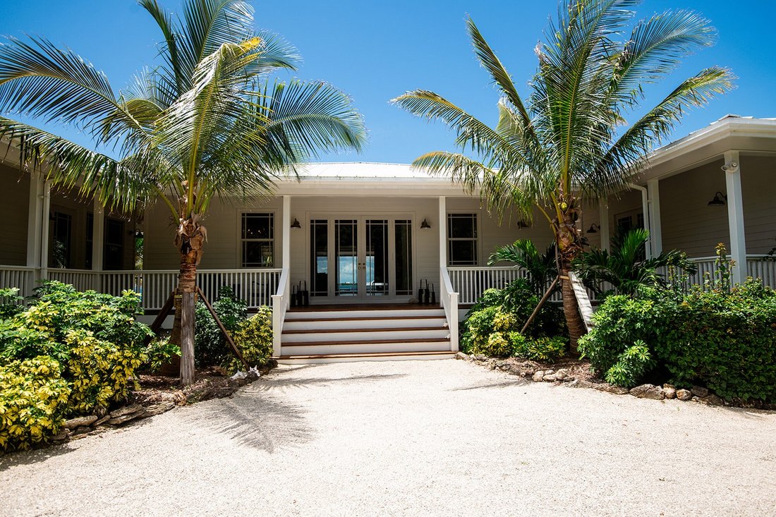 38 Seaside Drive, Orchid Bay In Great Guana Cay, Hope Town, The