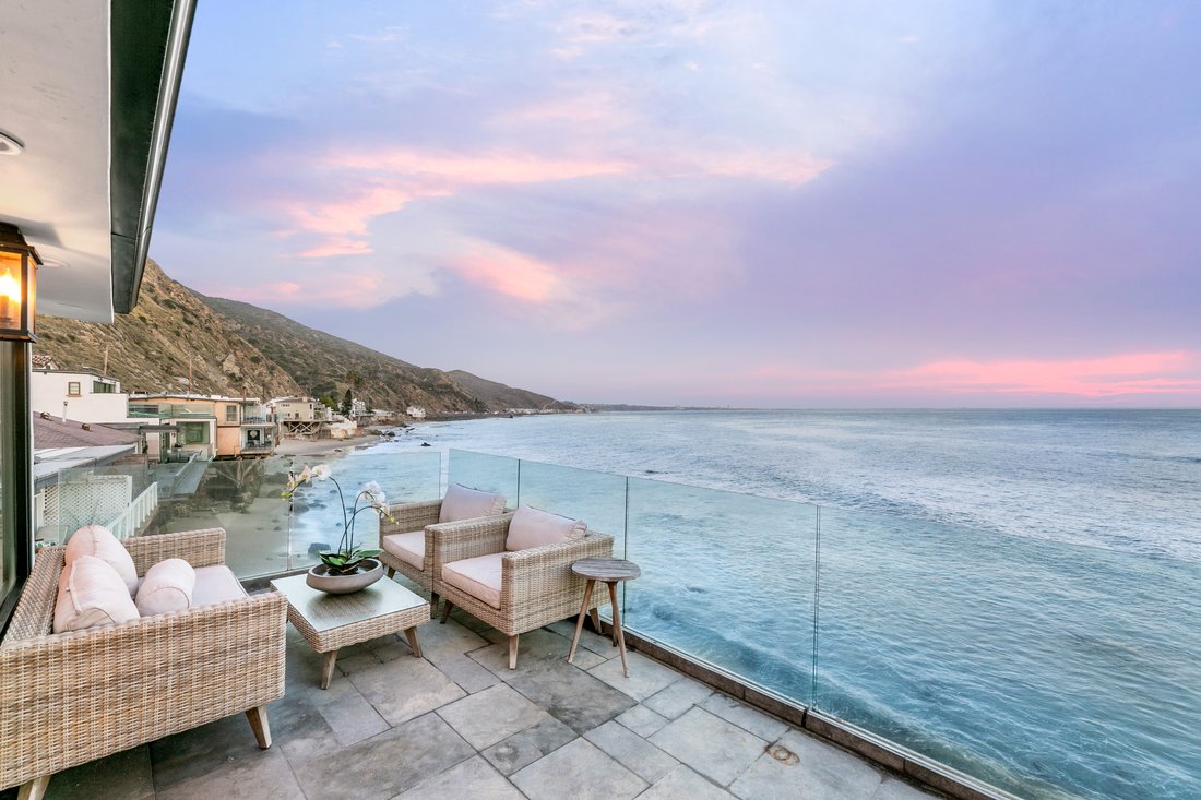 Malibu Beachfront Duplex In Malibu, California, United States For Sale