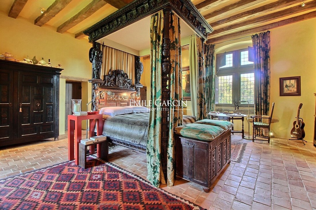 Property For Sale On 18 Hectares In Mayenne, In Laval, Pays De La Loire, France For Sale (13406835)