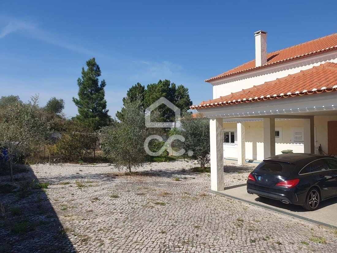 Moradia Isolada 001/2015 In Quinta Do Anjo, Setubal, Portugal For Sale