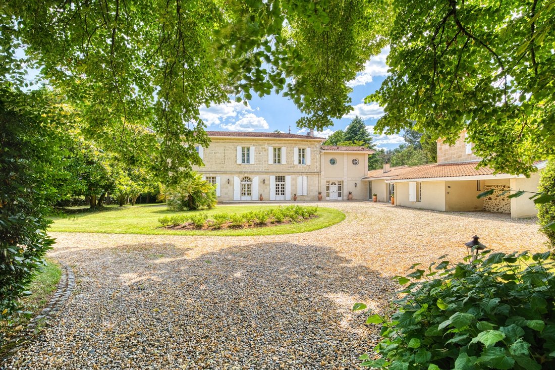 House in Bordeaux, Nouvelle-Aquitaine, France 3 - 13029577