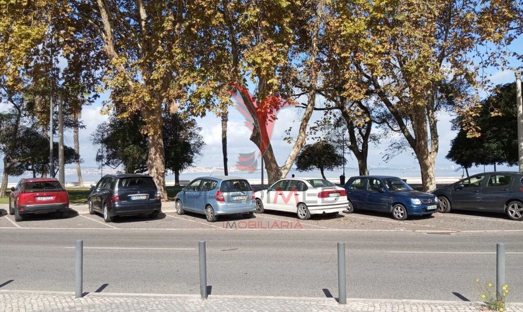 Terrain Barreiro Portugal Dans São Salvador De Viveiro, Vila Real, Portugal à Vendre (13403979)