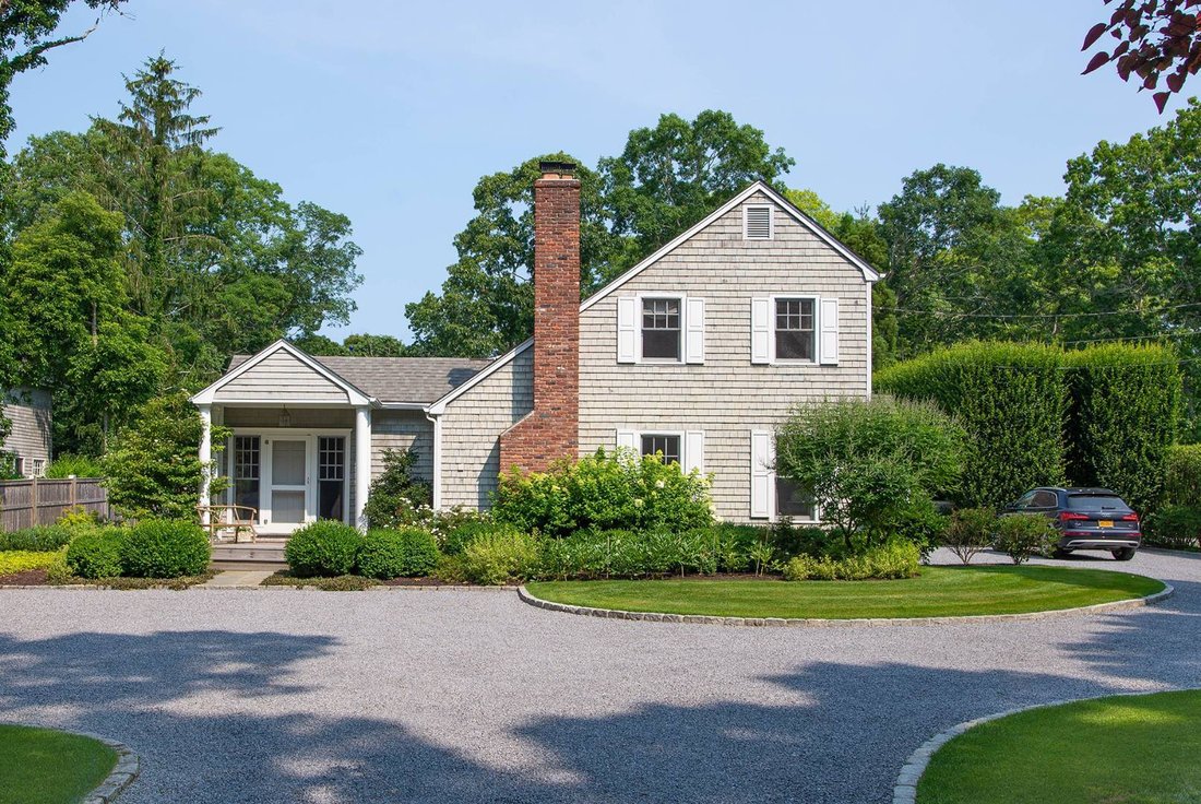 Impressive Family Retreat In Wainscott In Wainscott, New York, United