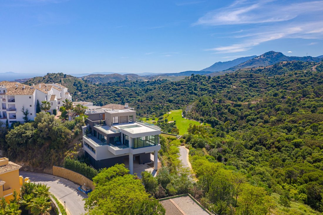 Villa in Benahavis, Andalusia, Spain 4 - 13406956