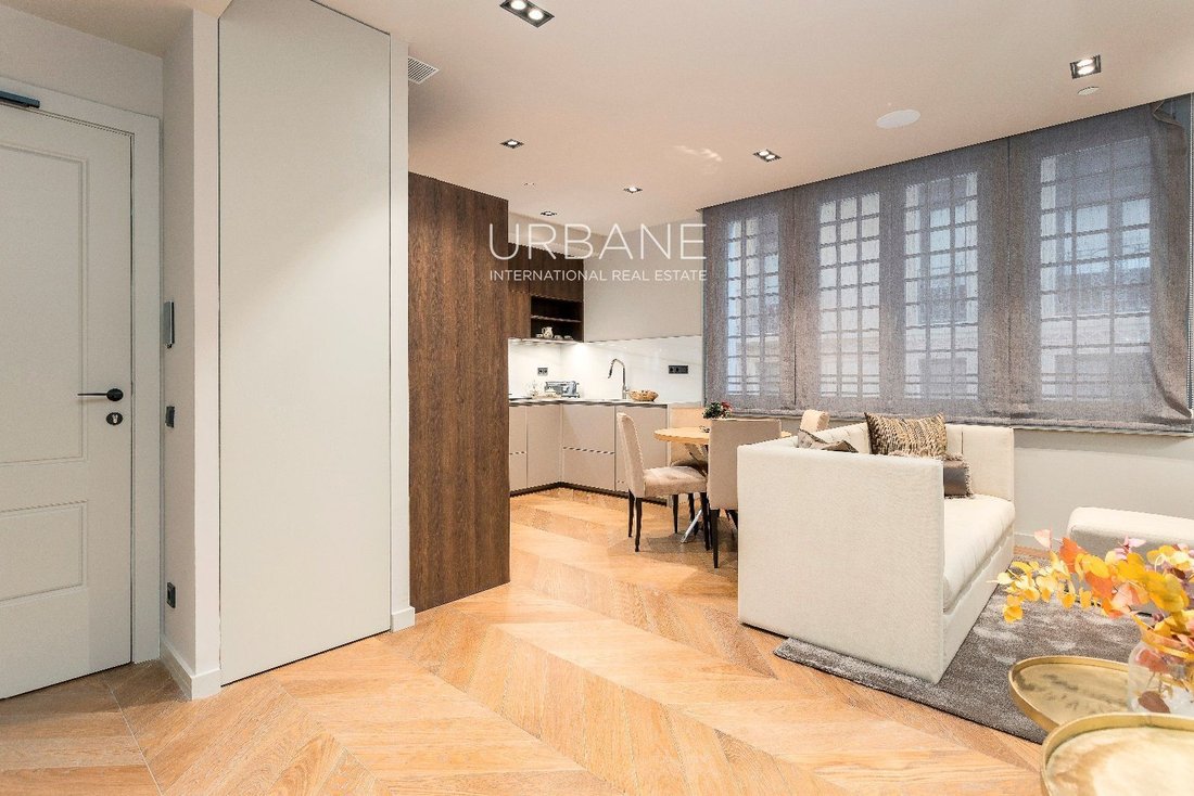 Apartment in Ciutat Vella, Barcelona, Spain 3 - 13406377