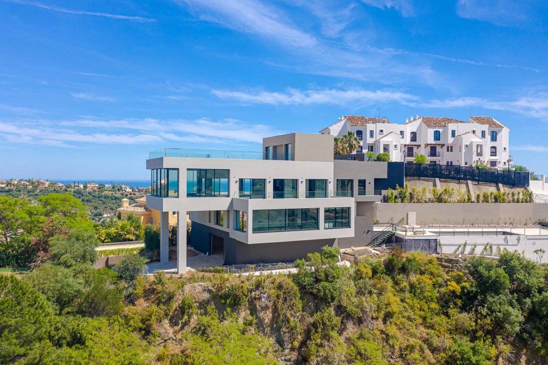 Villa in Benahavis, Andalusia, Spain 1 - 13406956