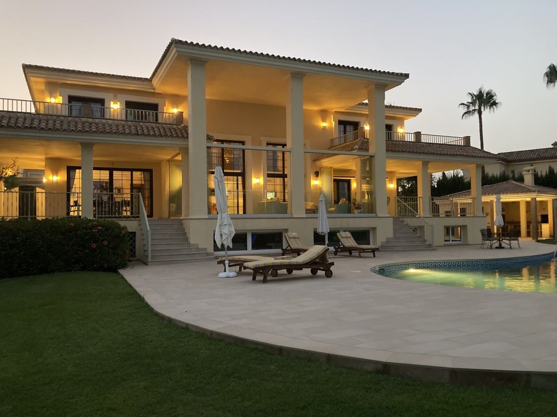 Villa in Sotogrande, San Roque, Andalusia 2 - 13409384