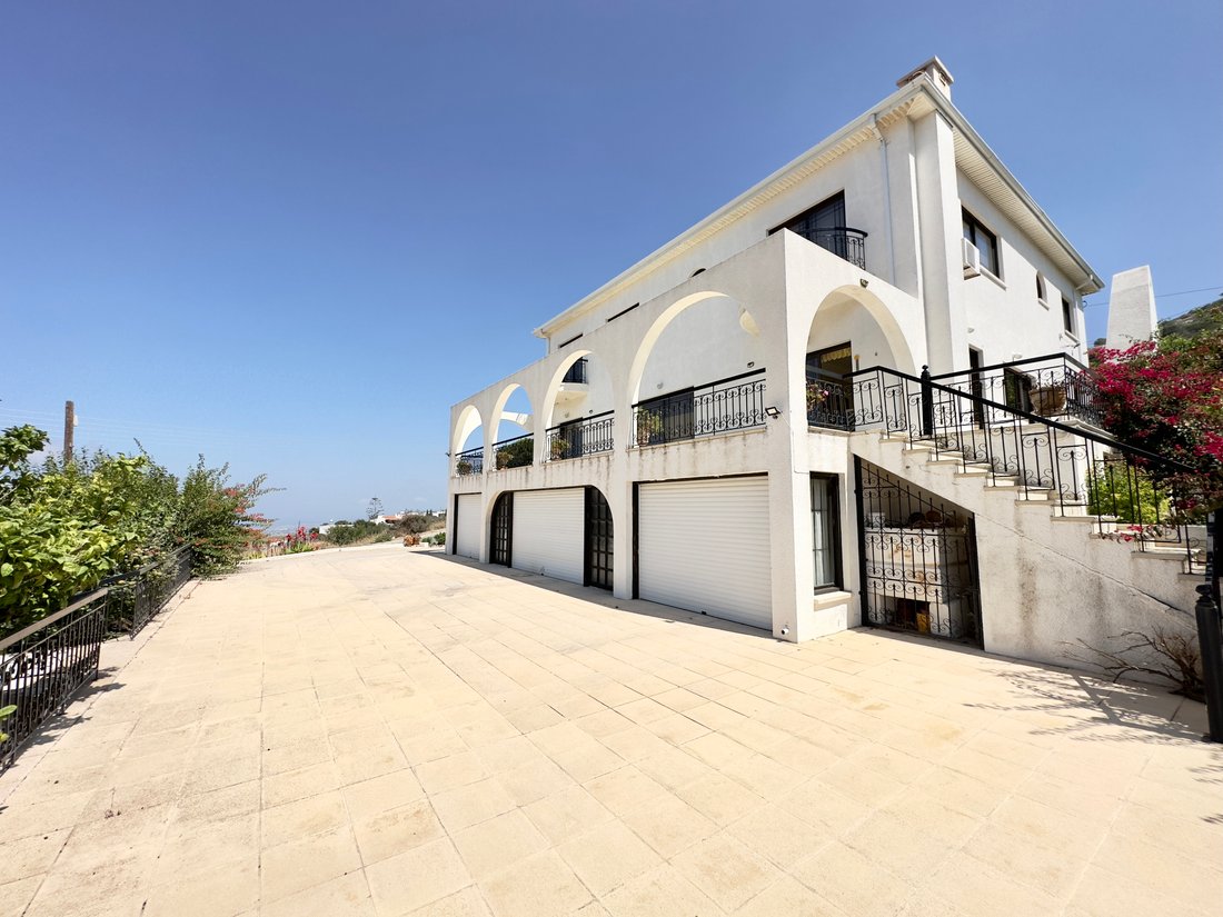 Villa in Tala, Paphos, Cyprus 1 - 13409786