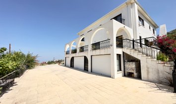 Villa in Tala, Paphos, Cyprus 1