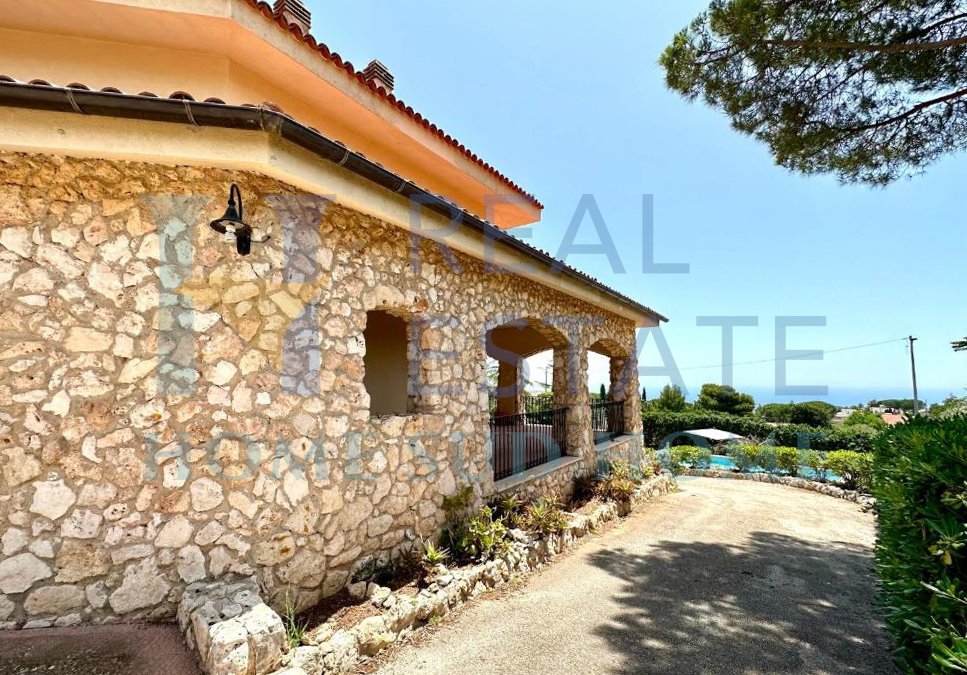Villa Arrifriscata Hsh 633 In Avola, Sicily, Italy For Sale (13409978)