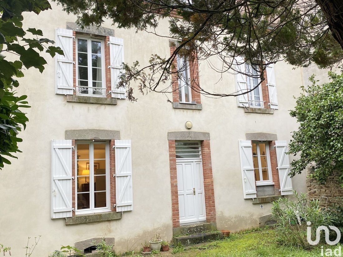 Vente Maison/Villa 8 Pièces In Vannes, Brittany, France For Sale (13413385)