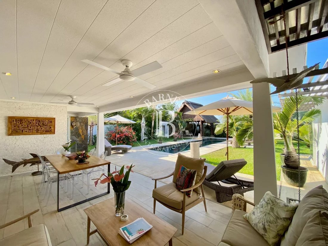 Grand Baie Tropical Single Storey Villa 3 Bedrooms In Grand Baie