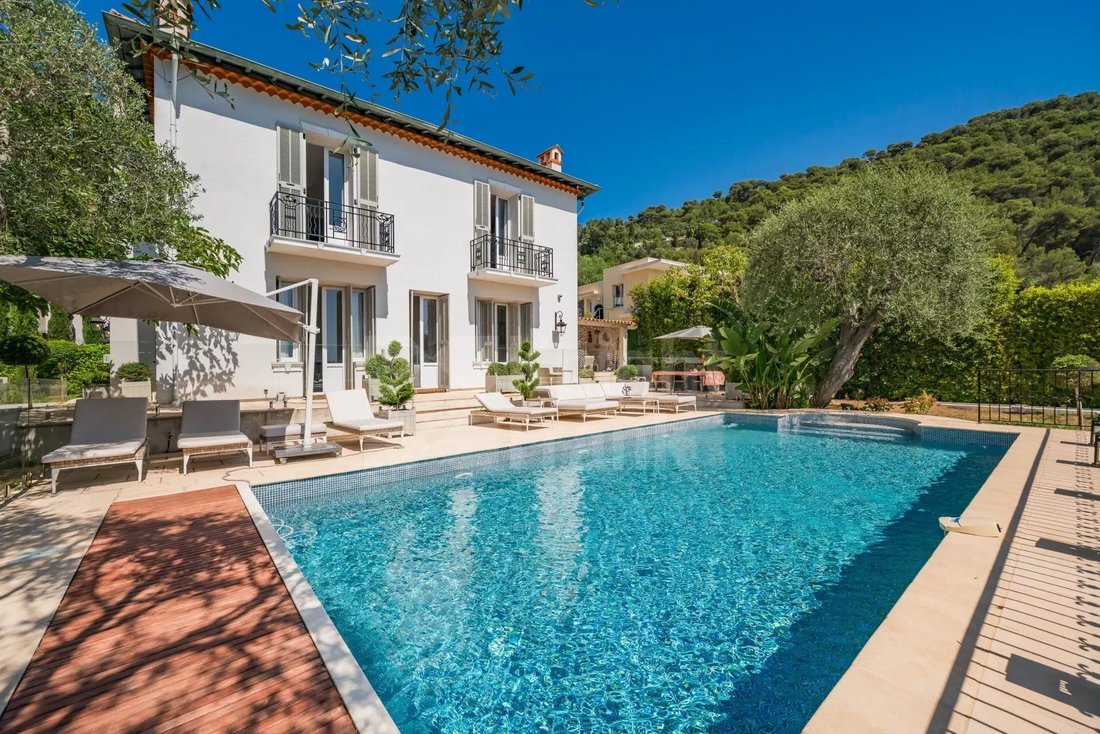 House in Èze, Provence-Alpes-Côte d'Azur, France 3 - 12590437