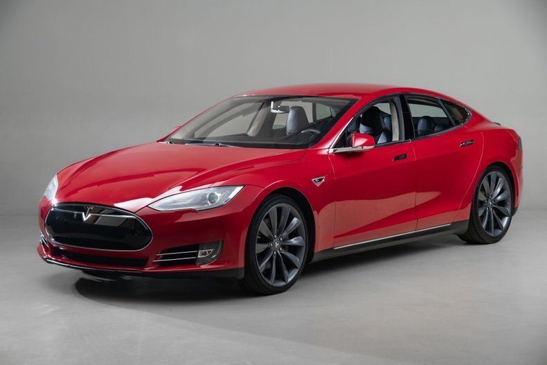 2013 tesla model s online 85 rwd range