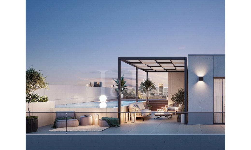 4 Bedroom Duplex Penthouse With Private Pool And In Lisbon, Lisbon