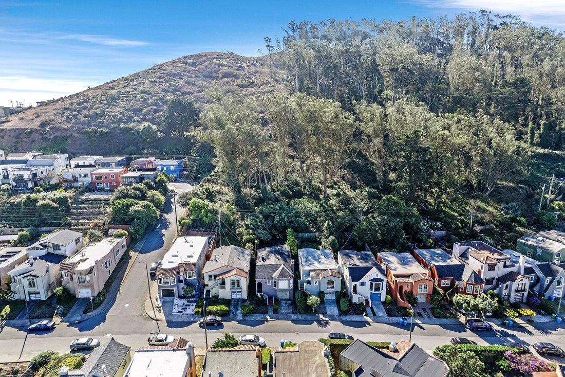 Miraloma Park Gem In San Francisco, California, United States For Sale