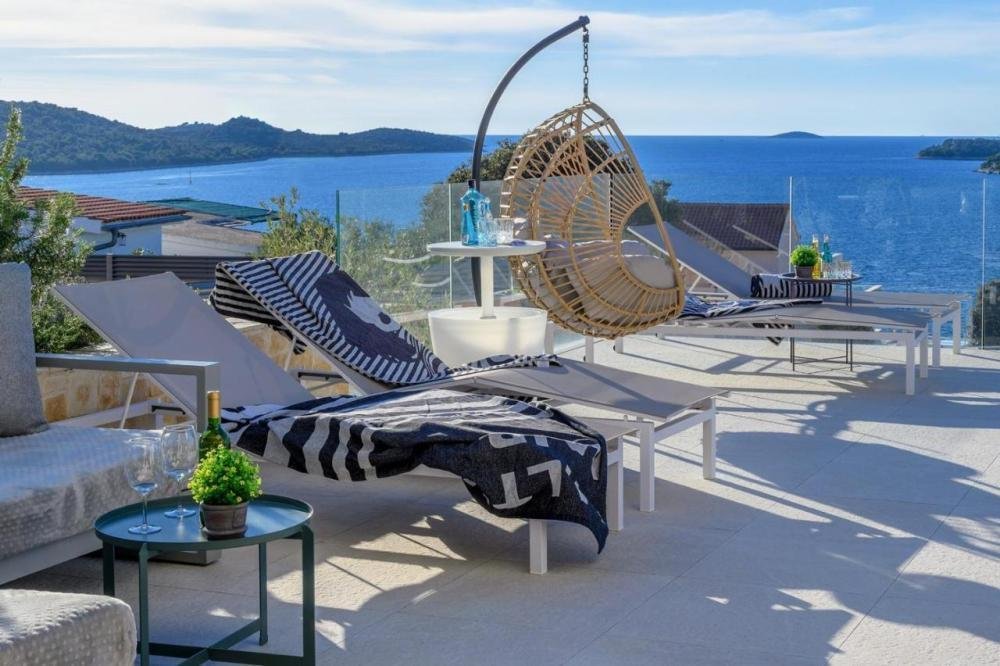 Villa in Rogoznica, Sibenik-Knin County, Croatia 2 - 13410587