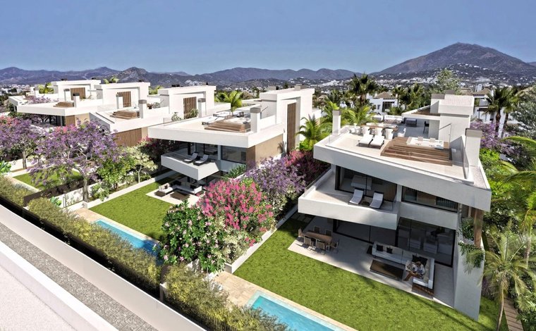 Luxury 3 Bed Townhouse in Puerto Banus Marbella, Marbella – Updated 2023  Prices