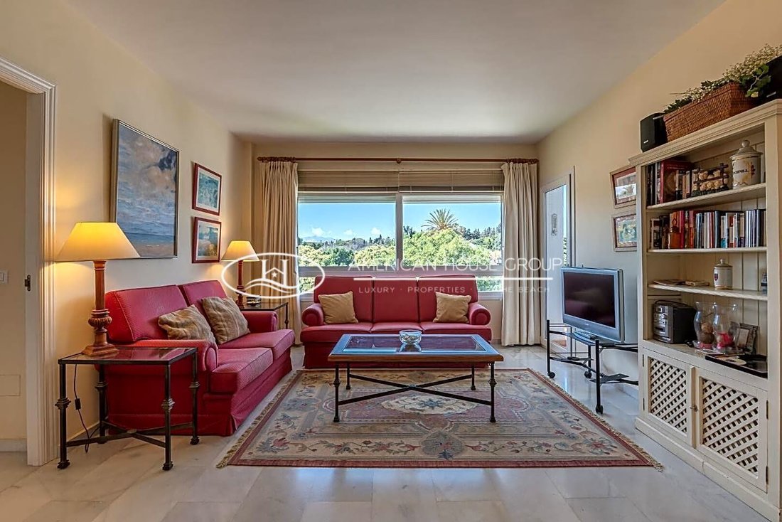 Apartment in Puerto Banus, Marbella, Spain 3 - 13412782