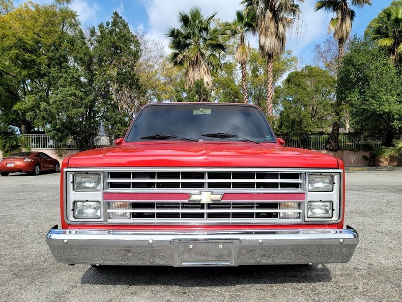 Pickup in Glendale, United States 3 - 13411105