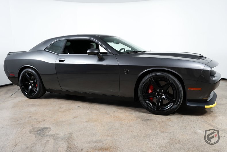 2022 DODGE CHALLENGER SRT HELLCAT  SUPERCHARGED V8  8-SPD  PLUS PACKAGE  CLEAN!! in Chatsworth, United States 1 - 13411478