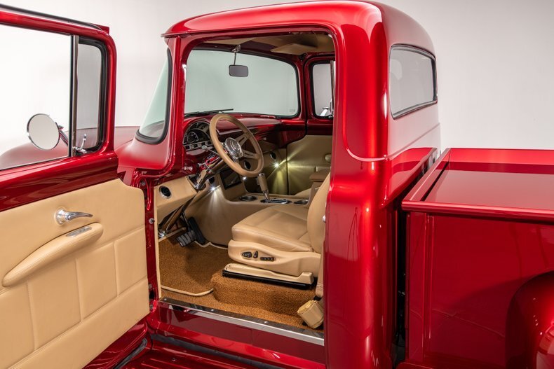 Pickup in Charlotte, United States 2 - 13411554