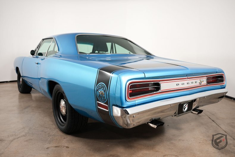 1970 DODGE SUPER BEE  HEMI V8  5-SPD MANUAL  B5 BLUE  ROTISSERIE RESTORATION!!! in Chatsworth, United States 5 - 13412029