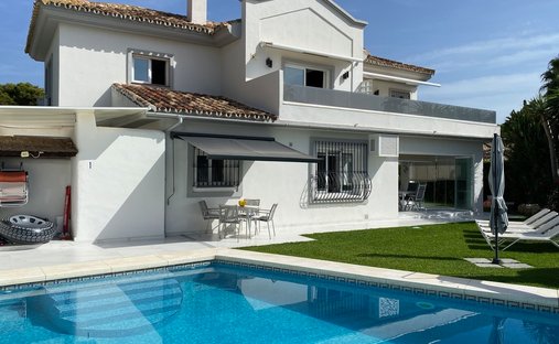 Villa in Marbella, Andalusien, Spanien 1
